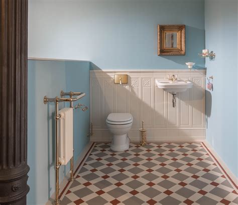 Weitere ideen zu badezimmer, badezimmerideen, badmöbel landhaus. Englische Fliesen in 2020 | Traditionelle bäder ...