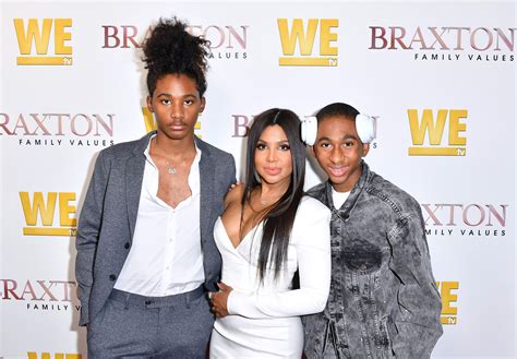 Wow Toni Braxtons Oldest Son Is Looking A Lot Like His Mom Dad And