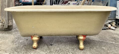 Small But Perfectly Formed Antique Cast Iron Roll Top Bath With Inside
