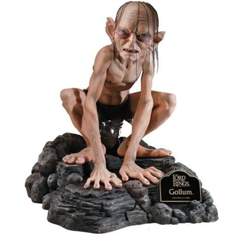 Geekshive Lord Of The Rings Gollum Life Size Prop Statues Statues Maquettes And Busts