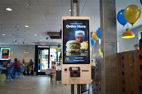 This Philly Mcdonald’s Now Has Touch Screens Mobile Ordering And  Table Service