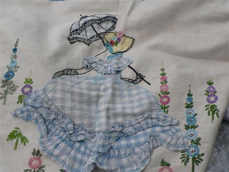 Crinoline Lady Embroidery Embroidery And Origami Flores Bordadas à Mão Bordado Livre