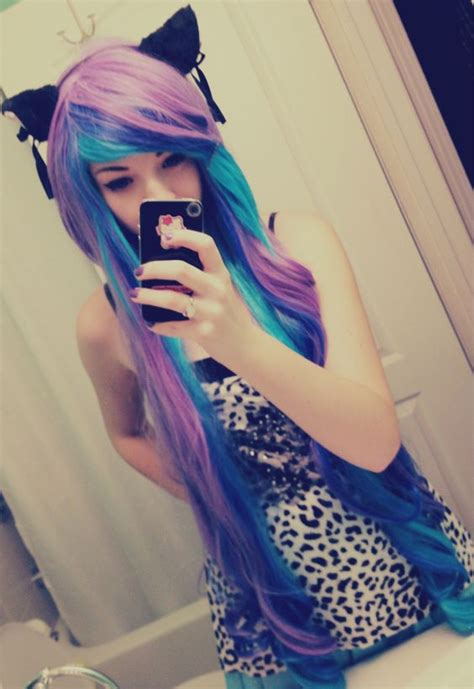 15 Cute And Groovy Emo Hairstyles For Girls
