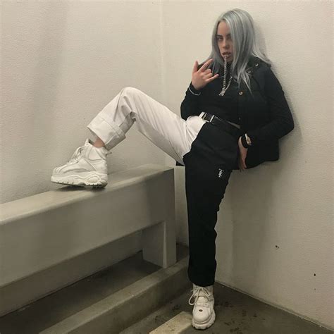 Pin By Evelyn🧸 On Billie Avocado In 2019 Billie Eilish Outfits Fashion