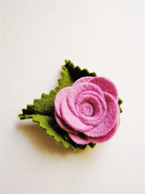 Lilac Garden Rose With Olive Green Pinked Leaves Vintage Style Etsy