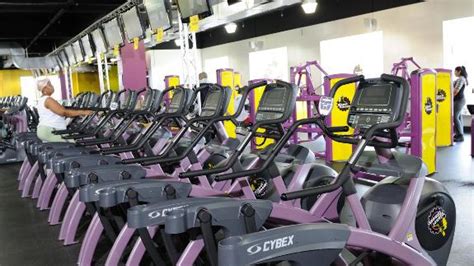 Gym In Queens Jamaica Ny 13240 Metropolitan Ave Planet Fitness