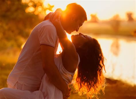 7 Tips To Make Your Partner Fall In Love With You Everyday Love Marriage Astrologer