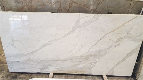 Calacatta Gold 1 2 Miami Circle Marble And Fabrication