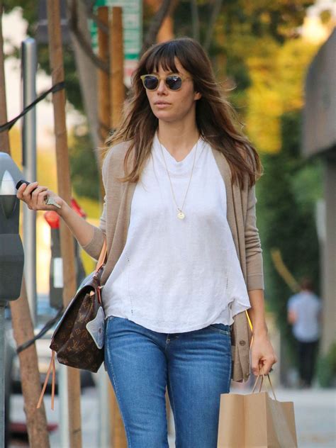 Jessica Biel Casual Style Out In Los Angeles 9212016