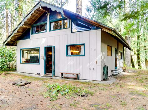 Riverfront Cabin In Brightwood Oregon
