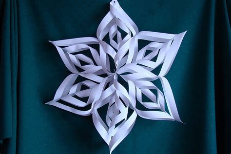 Paper Star Or Snowflake 3d Paper Snowflakes Paper Stars Paper