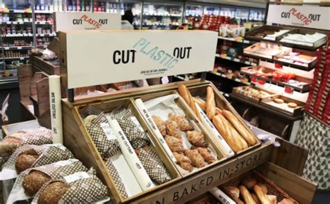 Britains First Plastic Free Supermarket Opens In London