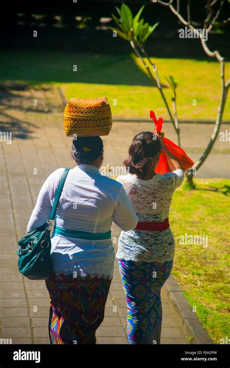 indonesian women walking in bali indonesia jakarta is the biggest and main city in indonesian