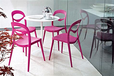 Discover our wide selection catalogue of design chairs for all spaces in your home. Stunning Kitchen Tables and Chairs for the Modern Home