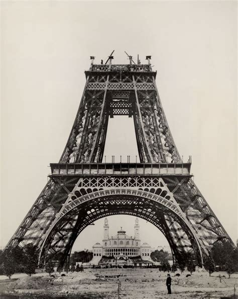Wie Die Zeit Vergeht Mit Dem Bau Des Eiffelturms Der Spiegel