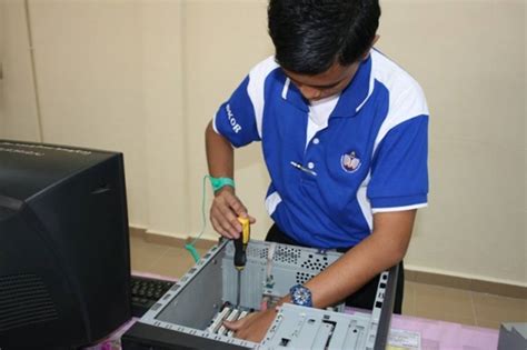 Keput1han saya semakin hilang setelah mengamalkan nenas batu !! Budak Sistem Komputer: March 2013