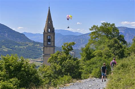 Centre De Vacances Saint Vincent Les Forts Ville Daubagne