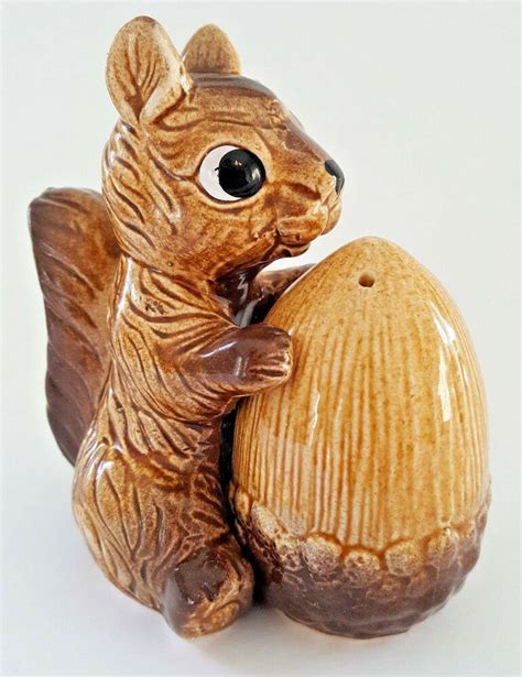 Squirrel And Acorn Nut Salt Pepper Shaker Set Vintage Japan Ebay
