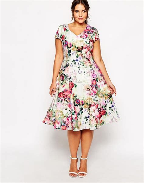 9 Plus Size Floral Dresses For Formal Events