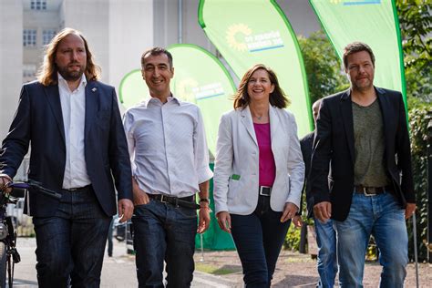 Während die mitgliederzahlen bei den grünen im vergangenen jahr stark gestiegen sind, verloren die. Grüne Urwahl: Die Mitglieder entscheiden | GRÜNE in Halle