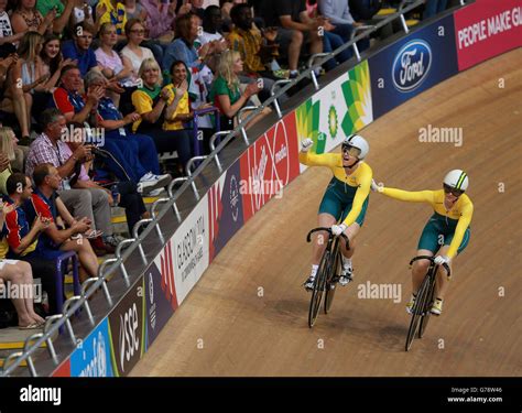 Sport 2014 Commonwealth Games Day Four Australias Stephanie Morton Is Congratulated By
