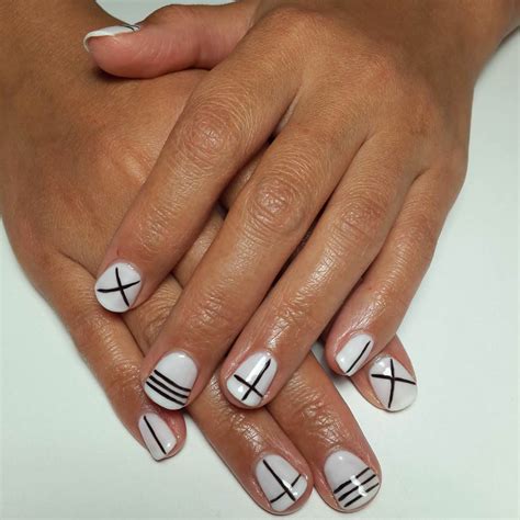 Nail Designs With Lines Want A Cool Nail Design Thats Not Fussy