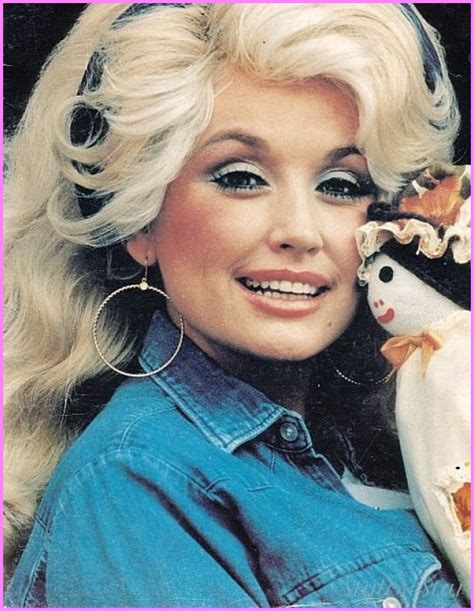 The songstress, who even has her own dollywood theme park in her. Dolly Parton - Star Styles | StylesStar.Com