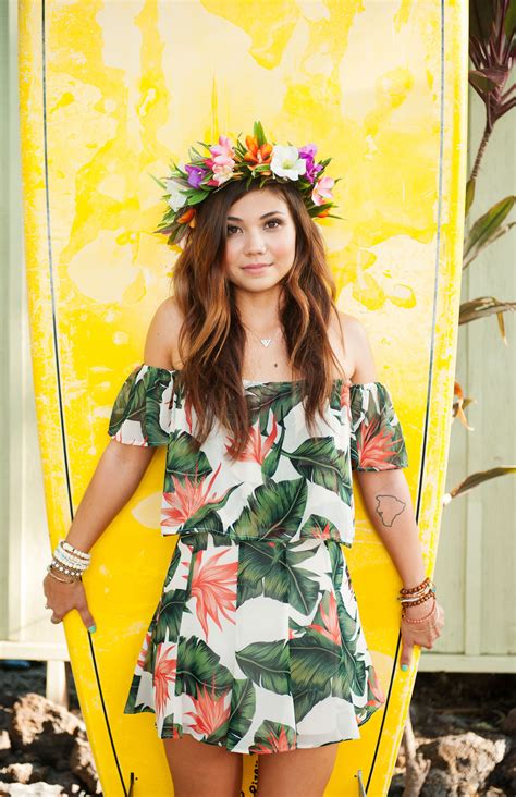 Nothing Beats Summer At The Beach In Show Me Your Mumu Spruce Up Your Summer Wardrobe And Shop