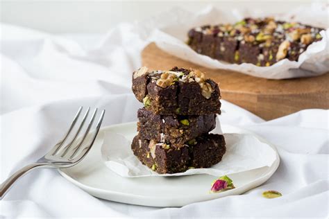 Raw Vegan Brownies With Pistachios Borna Foods