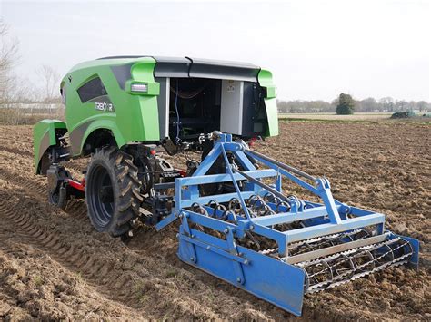 Nearly 40 Field Robots In New And Updated Buying Guide Future Farming