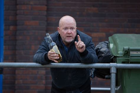 Eastenders Spoilers Phil Mitchell To Face Liver Disease Battle In New