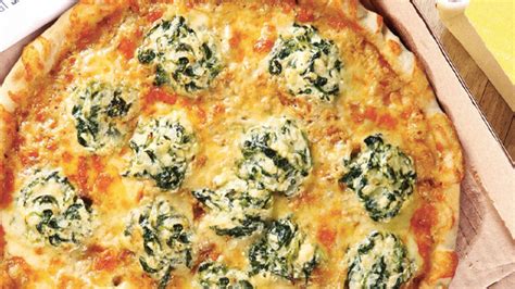 Creamy Spinach Dip Pizza Recipe