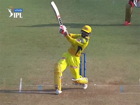 Ipl 2021 Ravindra Jadeja Hits 37 Off Final Over Chennai Super Kings