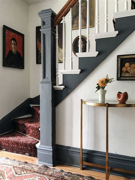 Handrails and railings for stairs. 48 hours in Hudson NY & A Vintage Rug DIY — Megan Pflug ...