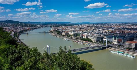 Bestellen sie hier eine ungarische fahne in hiss, tisch, boots, auto willkommen im ungarn flaggen shop von flaggenplatz. Budapest - Budapest - qaz.wiki