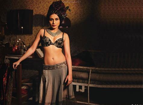 Bollywood Actress Photobook Rani Mukherjee Hot Bra