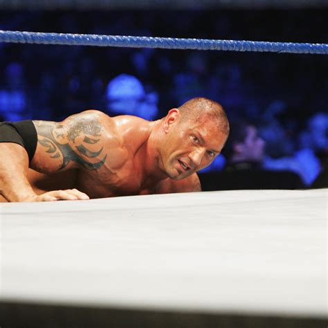 Dave Batista Former Wrestlers Miserable Mma Debut Should Send Him