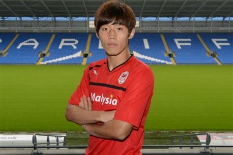 Op 10 juli 2012, zijn agenten bevestigd dat zijn club cerezo osaka , had gesprekken met. Kim Bo-Kyung says Cardiff City rebrand was big factor in ...