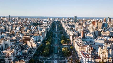 Turismo En Buenos Aires Capital De Argentina Y Ciudad De América