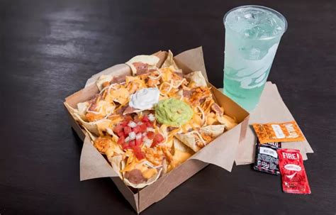Taco Bell Introduces New $5 Grande Nachos Box - The Fast Food Post