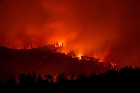 Death Toll Hits 25 From Wildfires At Both Ends Of California