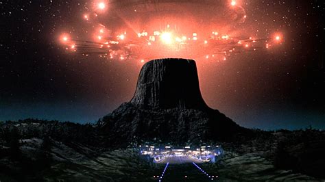 Transcendent Science Fiction Pondering Spielbergs Close Encounters Of