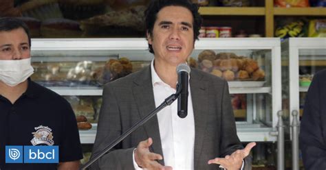 Ignacio briones descartó las acusaciones y aseguró que, como todos los días, él salió de su casa esto es falso (¿octavo mandamiento?): Ministro Ignacio Briones califica como noticia positiva la ...