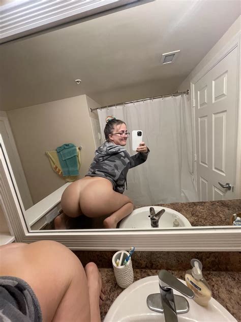 PASSED ALL MY FINALS Nudes CollegeAmateurs NUDE PICS ORG