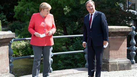 Laschet stood loyally by merkel — and never in opposition to her. Neuer CDU-Vorsitzender - Mit Laschet geht die Ära Merkel ...