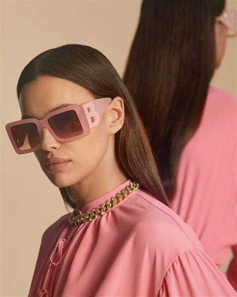 Irina Shayk Poses In Statement Sunglasses For Burberry Pre Fall 2020