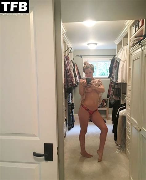 Katharine McPhee Nude Leaked The Fappening 6 Photos Famous Internet