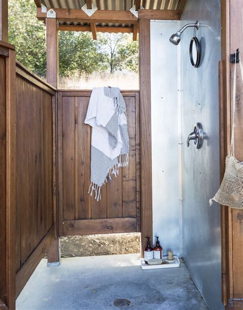 Outdoor Showers 20 Ideas For Bathing En Plein Air