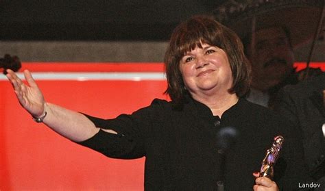 Linda Ronstadt Rock And Roll Hall Of Fame 2014 Inducts Longtime Star