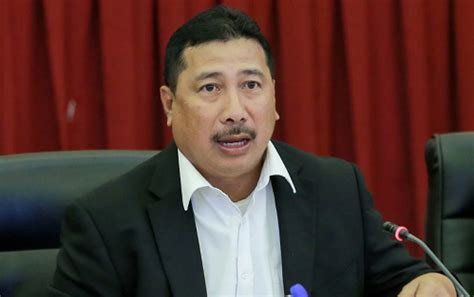 Pengertian demokrasi dapat dilihat dari tinjauan (etimologis) dan istilah (terminologis). SELAR LATIHAN DIJALANKAN SPR, PEMBANGKANG CUBA ALIH ISU ...